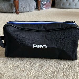 Brand New Mens  Travel Shaving Kit